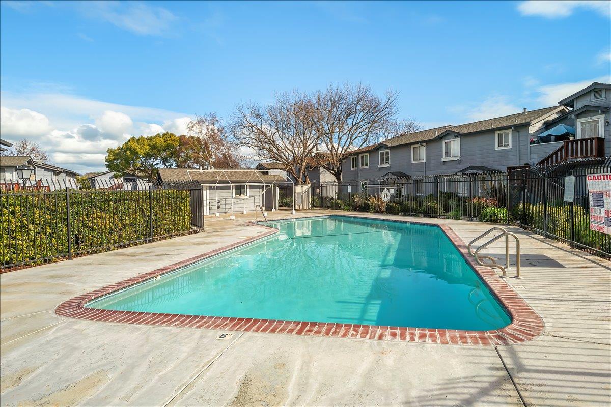 Photo #15: ML82051238 Listing: Photo #15