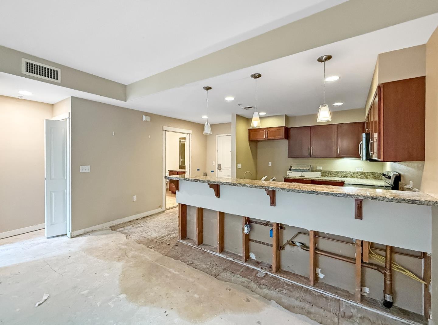 Photo #14: ML82051246 Listing: Photo #14