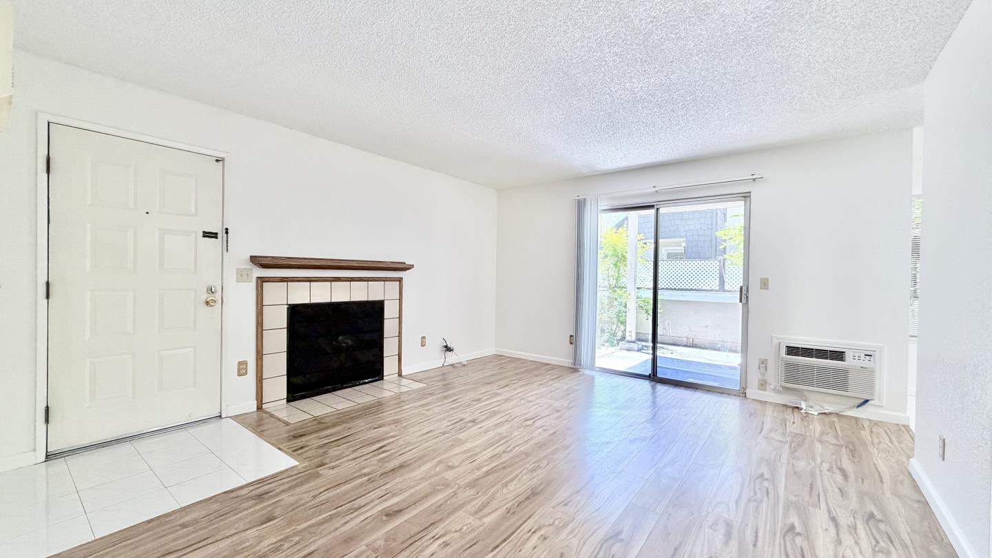 Photo #4: ML82051265 Listing: Photo #4