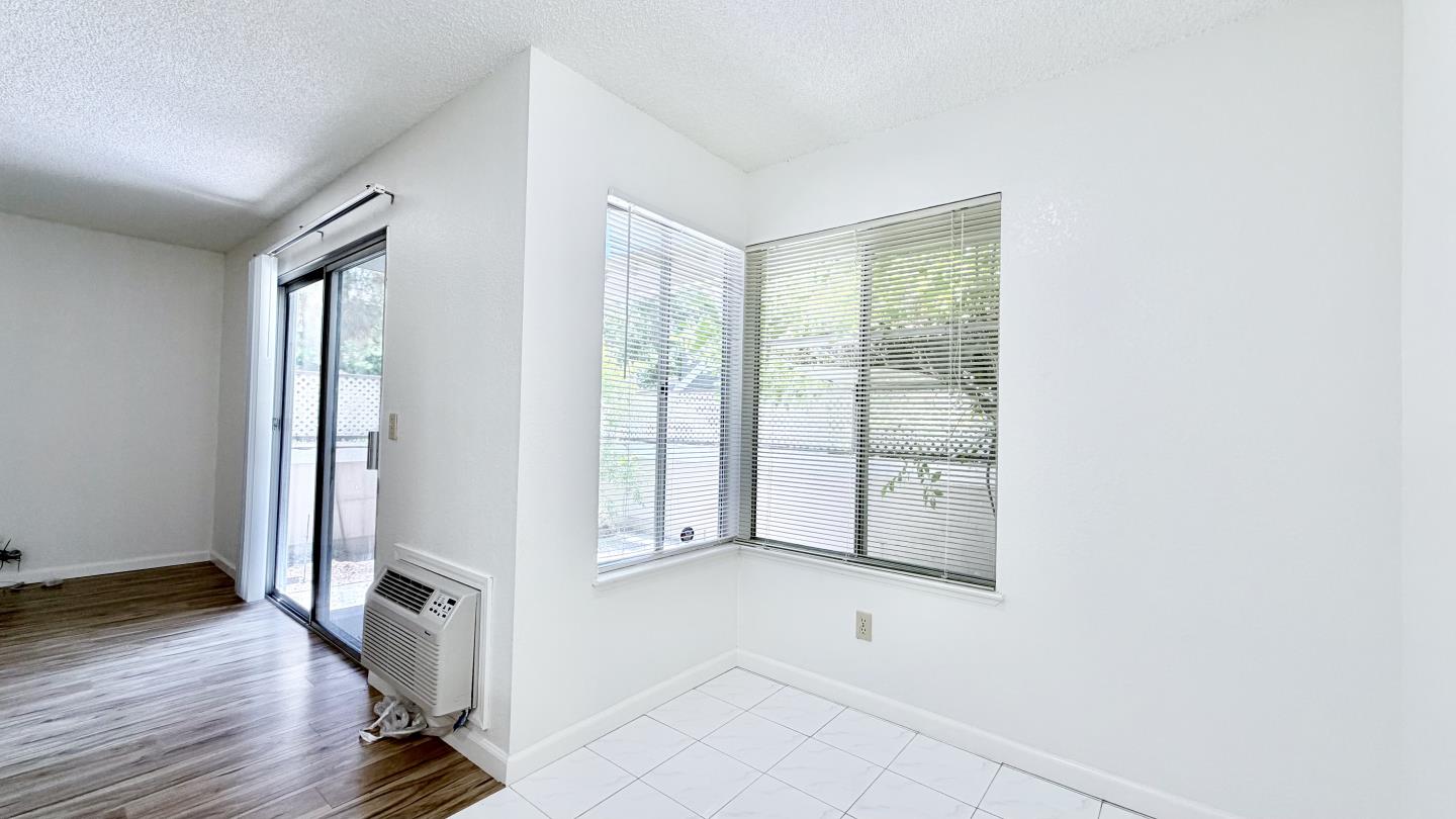 Photo #7: ML82051265 Listing: Photo #7