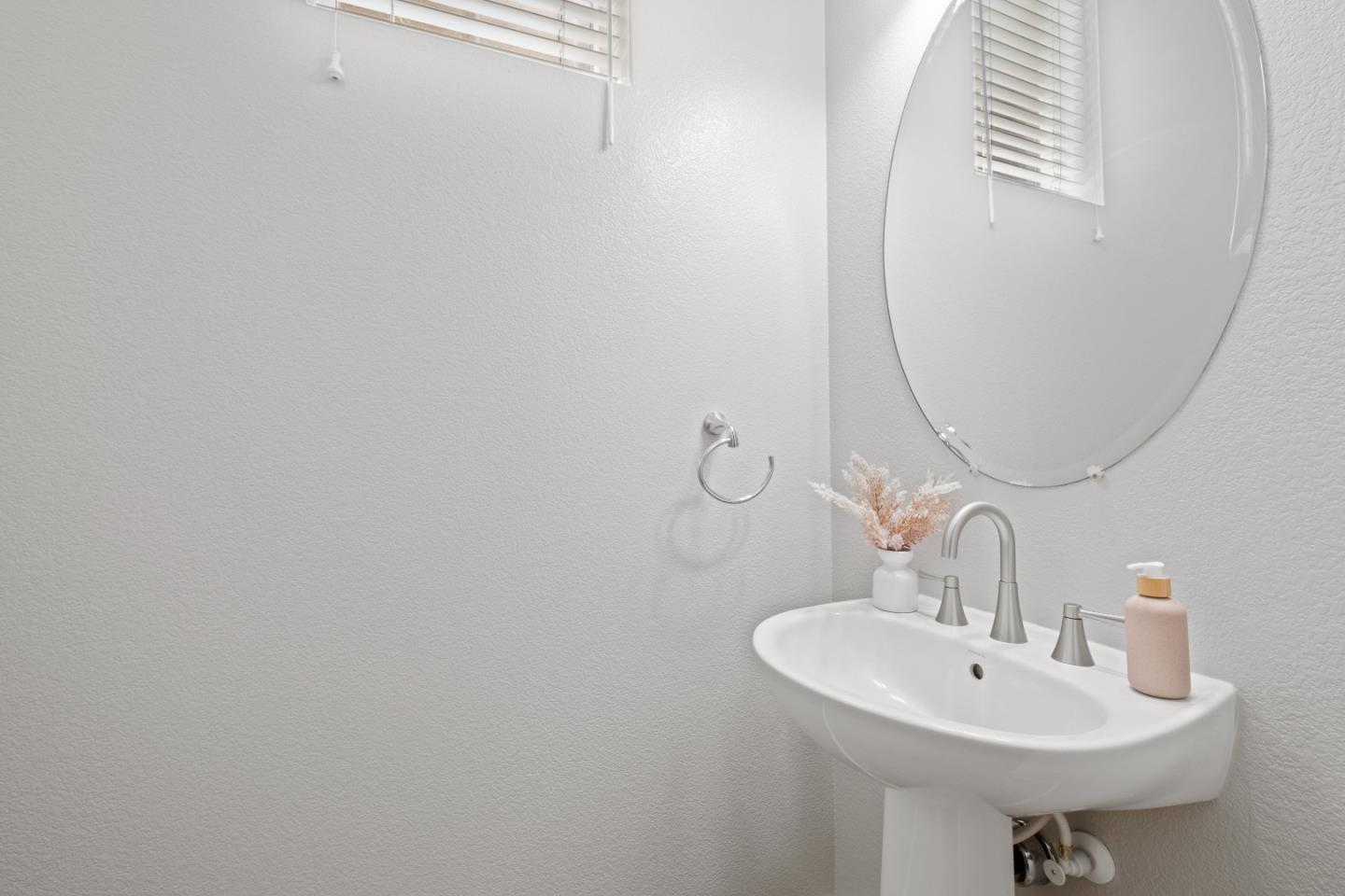 Photo #15: ML82051282 Listing: Photo #15