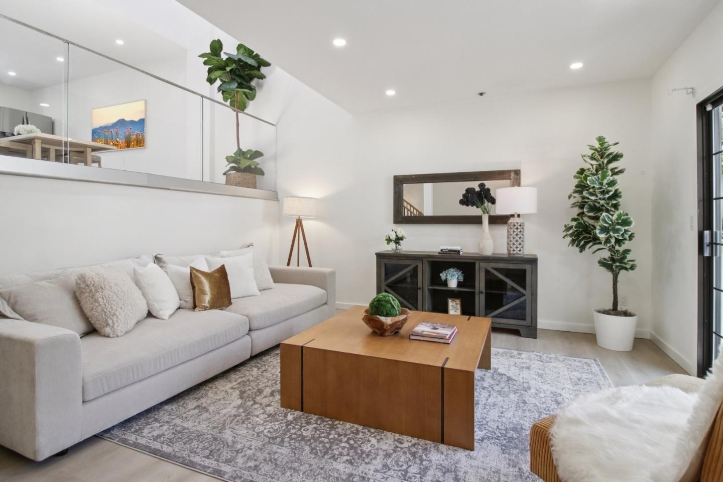 Photo #8: ML82051290 Listing: Photo #8