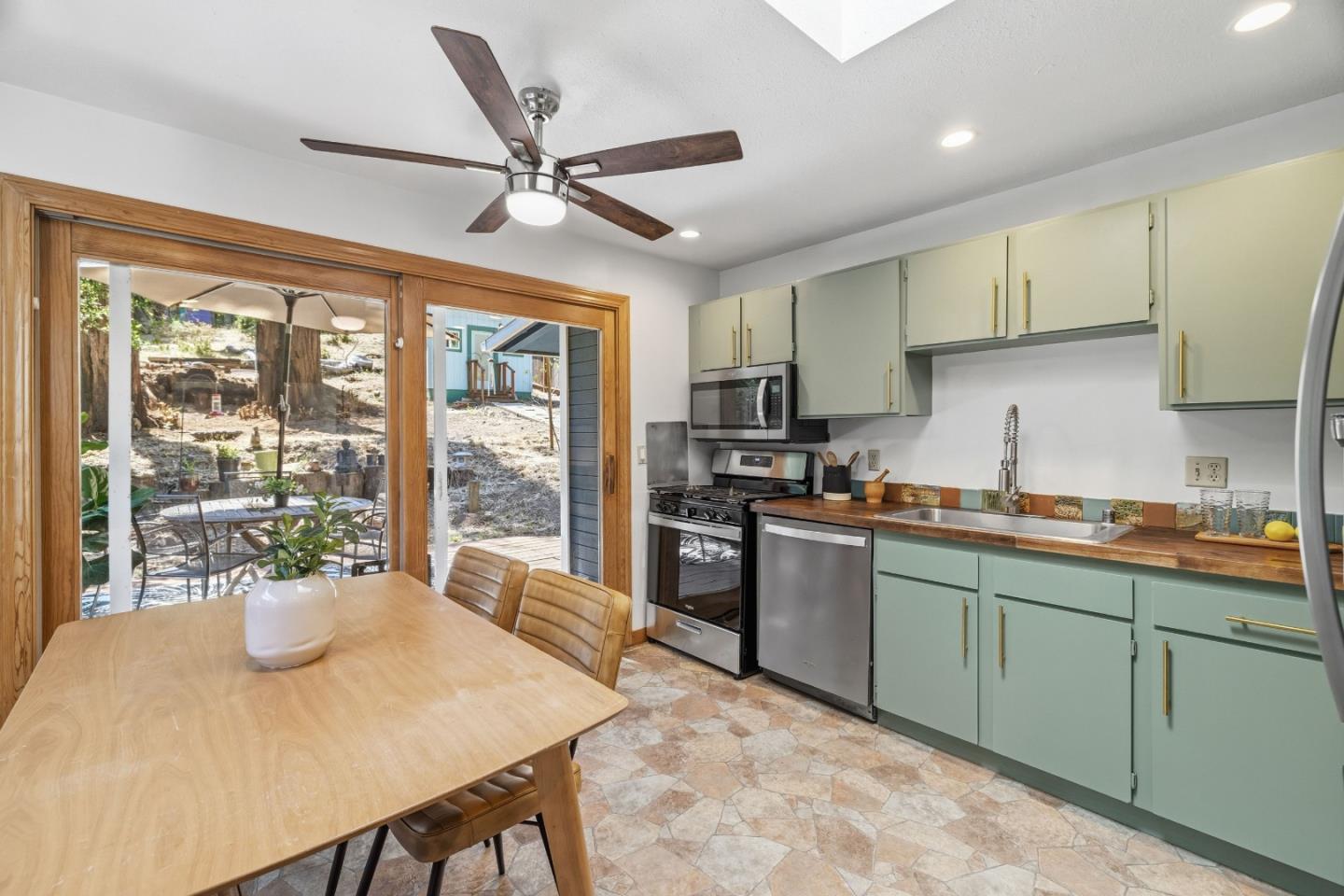 836 Creek Dr, Santa Cruz County, CA 95006 photo 12