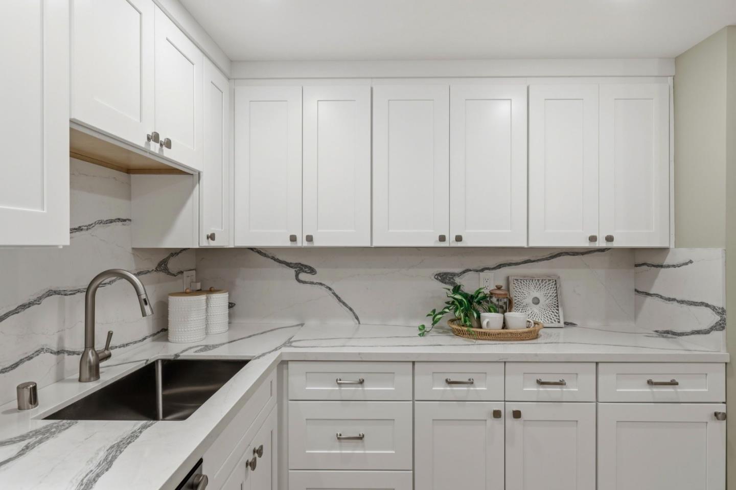 Photo #13: ML82051305 Listing: Photo #13