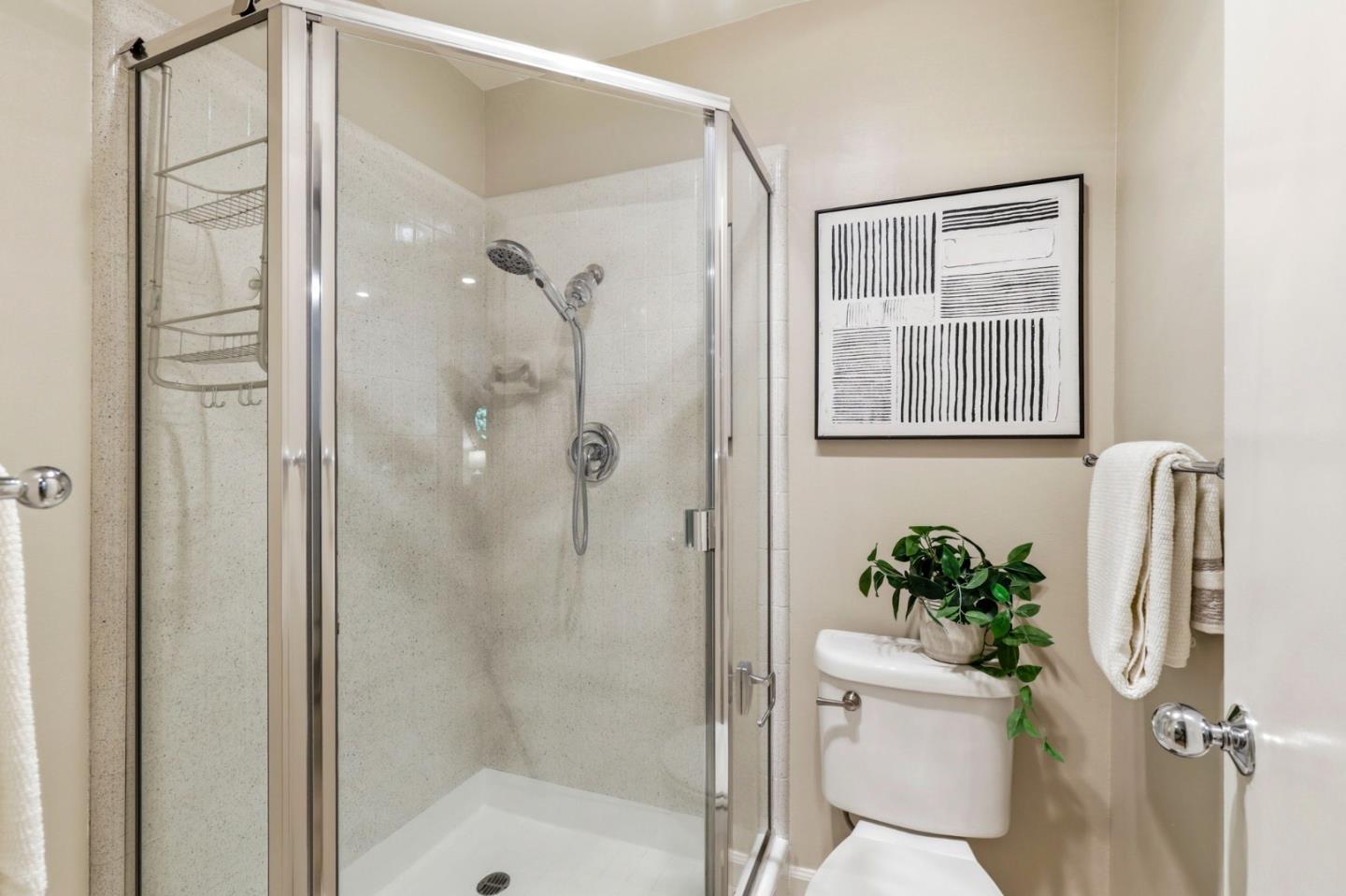 Photo #23: ML82051305 Listing: Photo #23