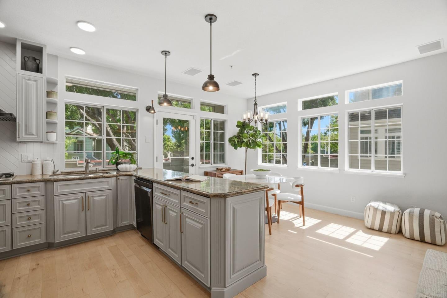Photo #11: ML82051318 Listing: Photo #11