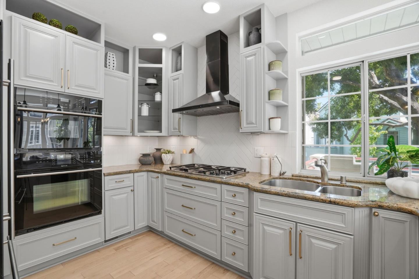 Photo #9: ML82051318 Listing: Photo #9