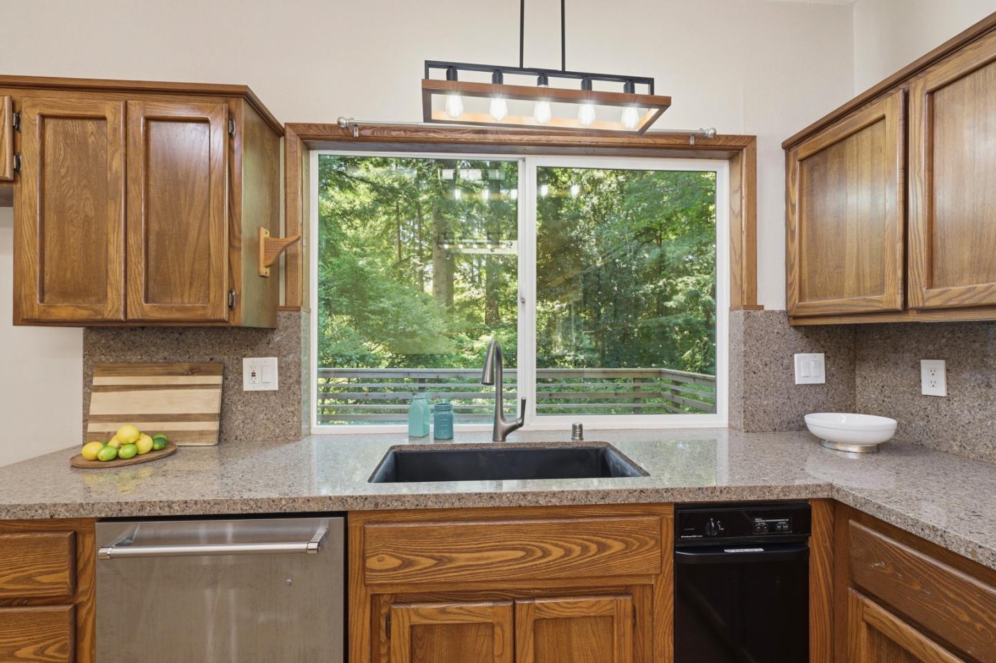 106 Carbonera DR, SantaCruz, CA 95060, Photo 6