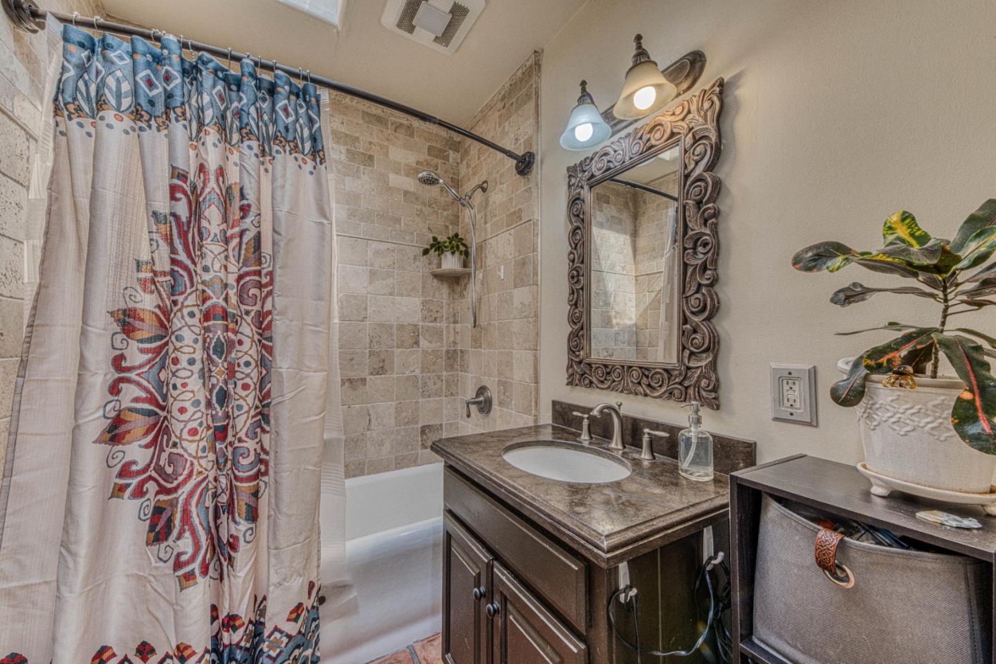 137 Maple St, Salinas, CA 93901 photo 28
