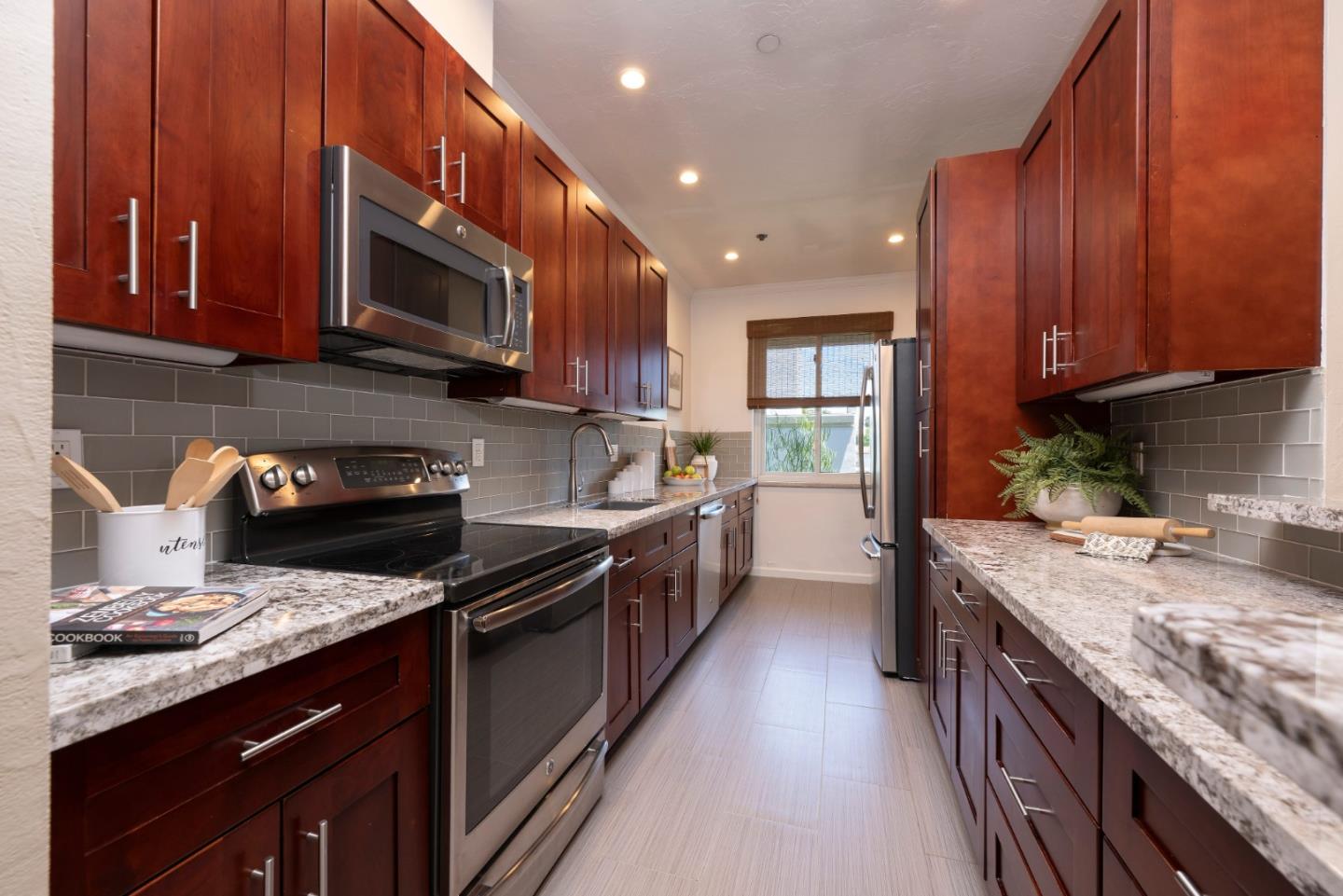 Photo #14: ML82051330 Listing: Photo #14