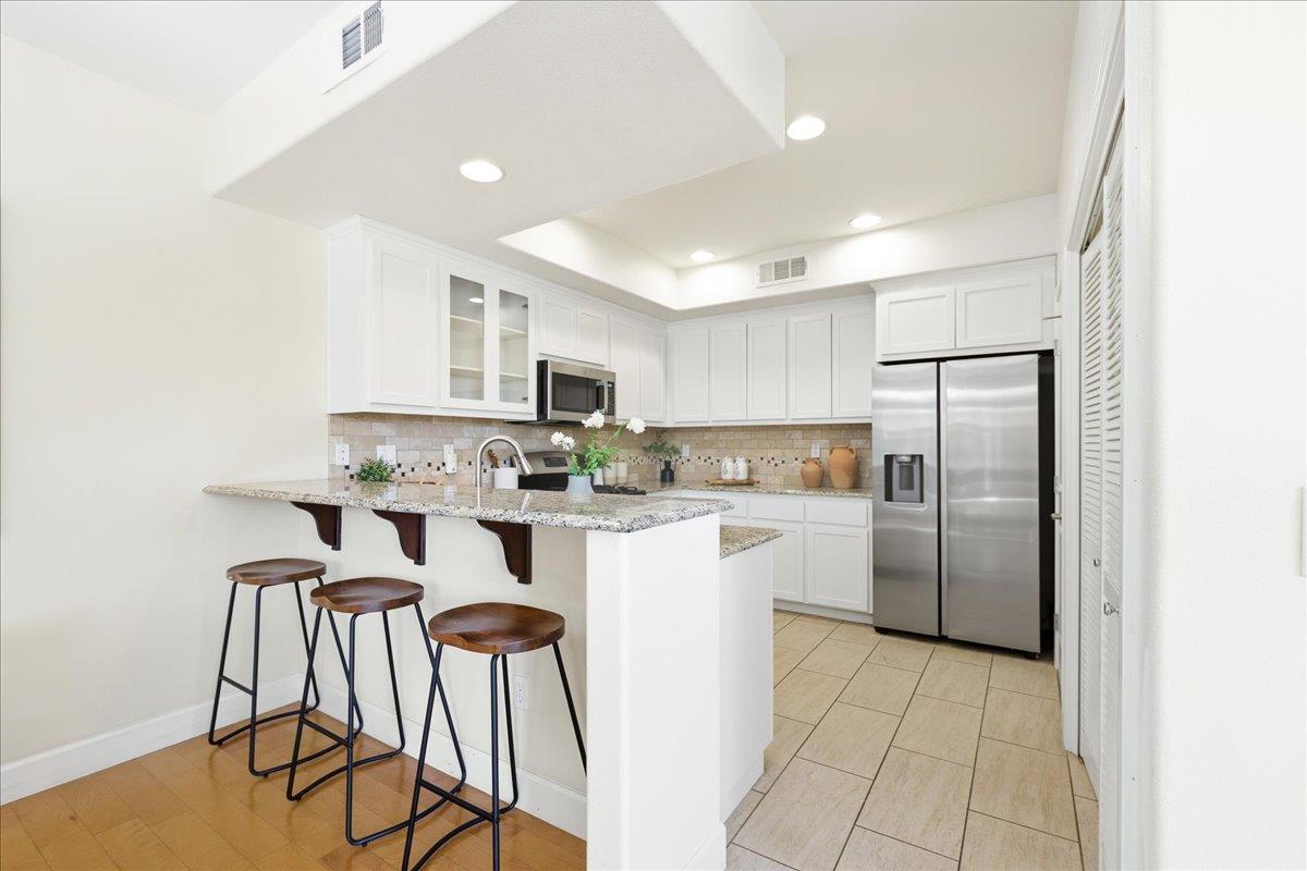 Photo #11: ML82051347 Listing: Photo #11