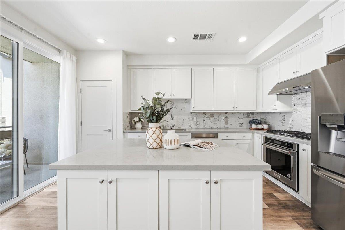 Photo #8: ML82051366 Listing: Photo #8