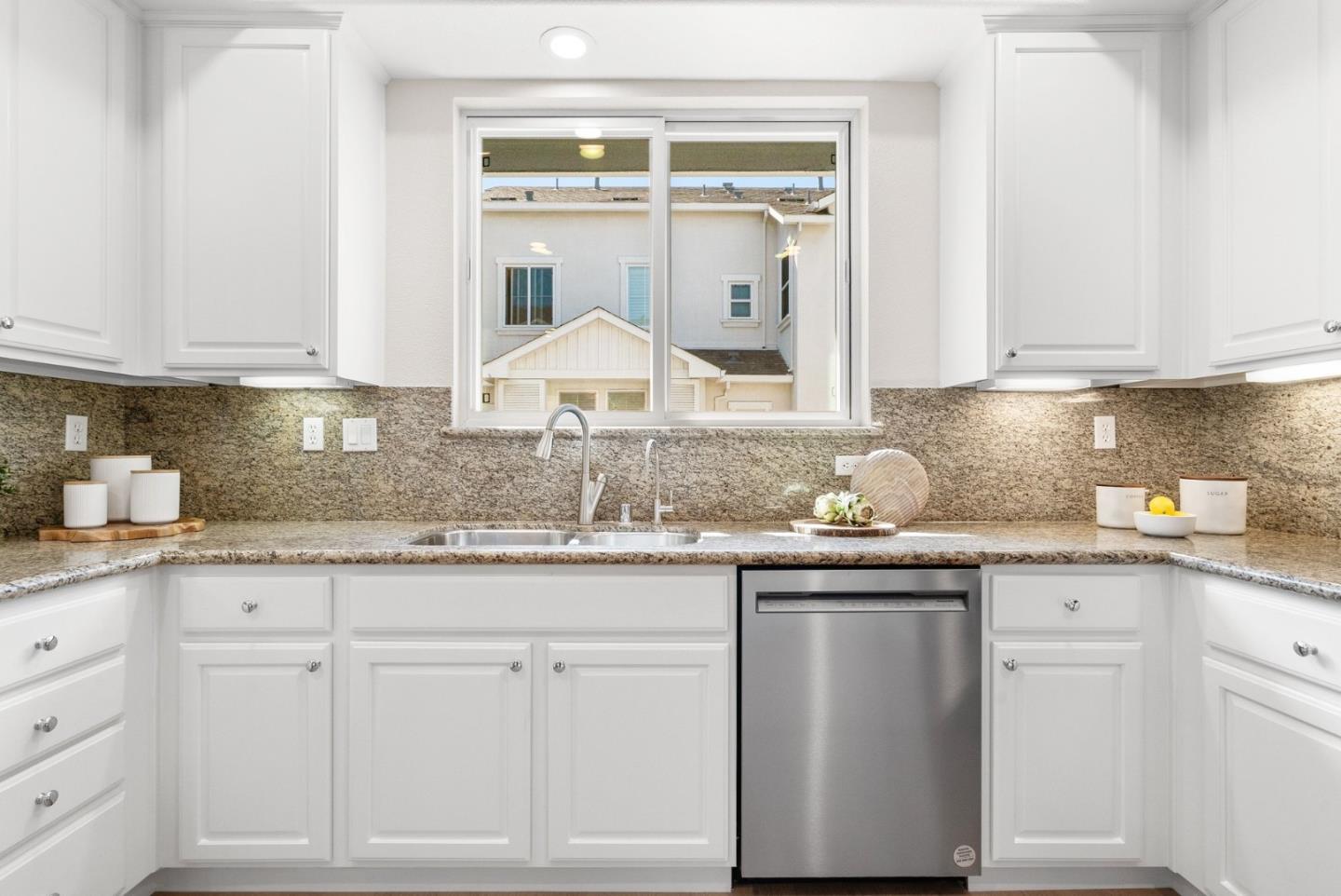Photo #23: ML82051396 Listing: Photo #23
