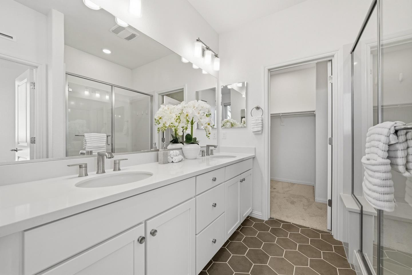 Photo #24: ML82051427 Listing: Photo #24