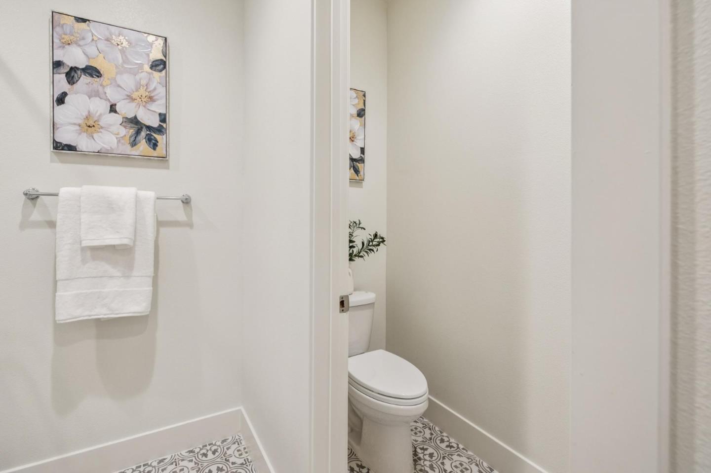 Photo #32: ML82051531 Listing: Photo #32