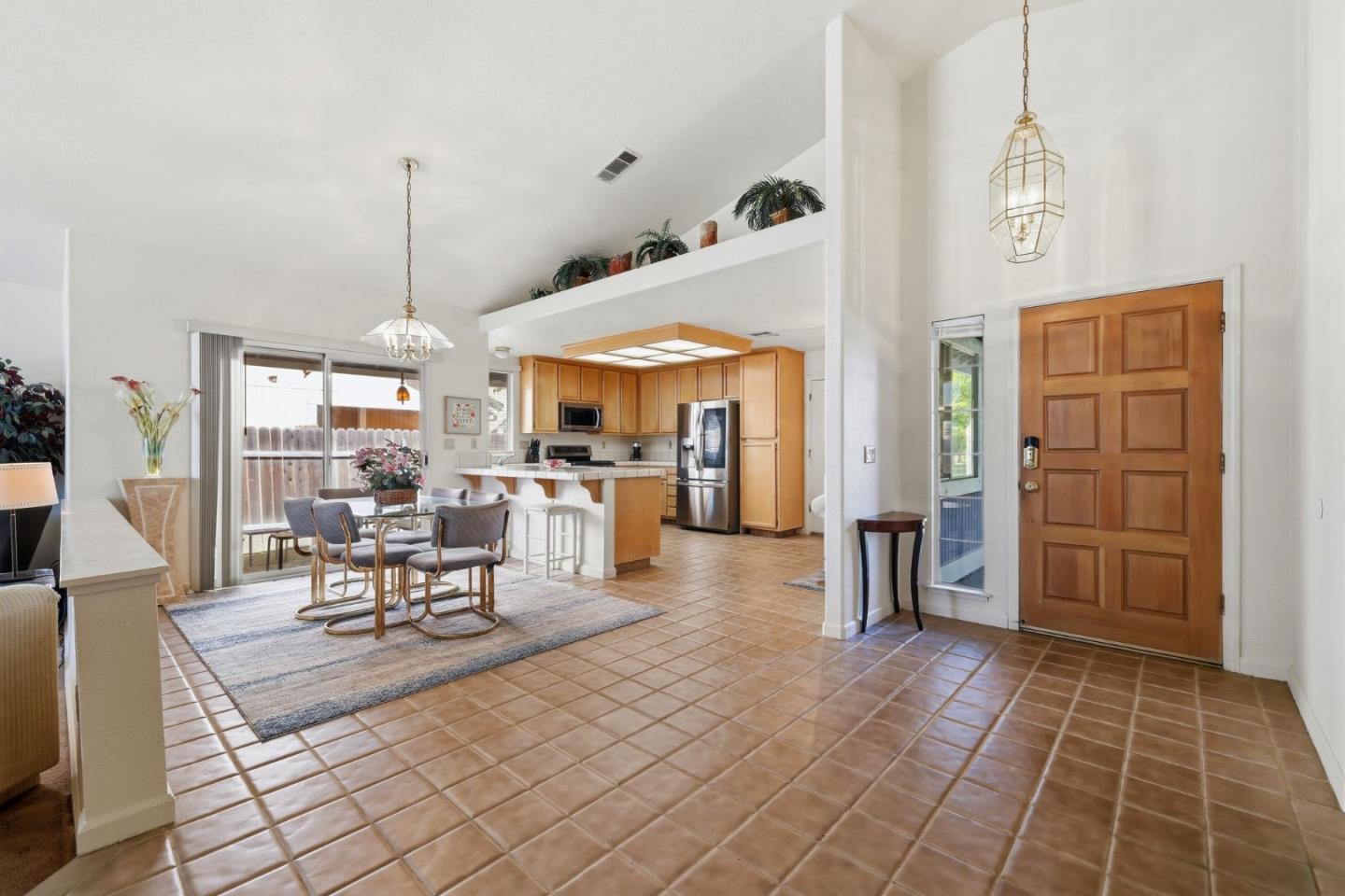 4923 Shady Leaf WAY, Sacramento, CA 95838, Photo 3