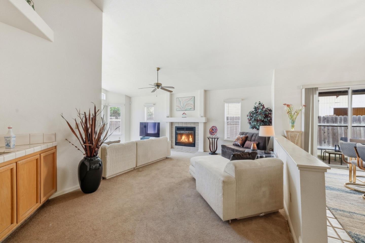 4923 Shady Leaf WAY, Sacramento, CA 95838, Photo 5