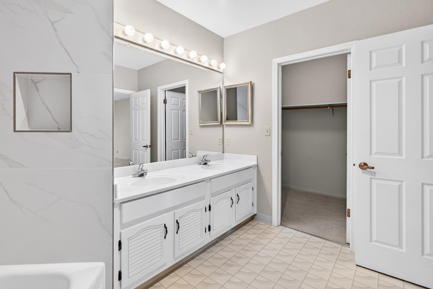 Photo #18: ML82051571 Listing: Photo #18