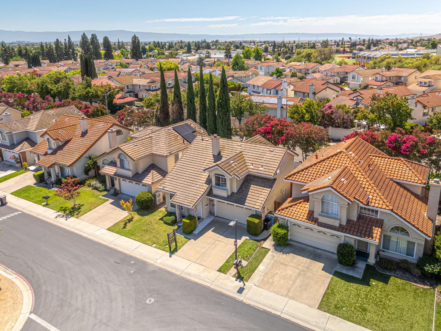 1101 Clifford Ln