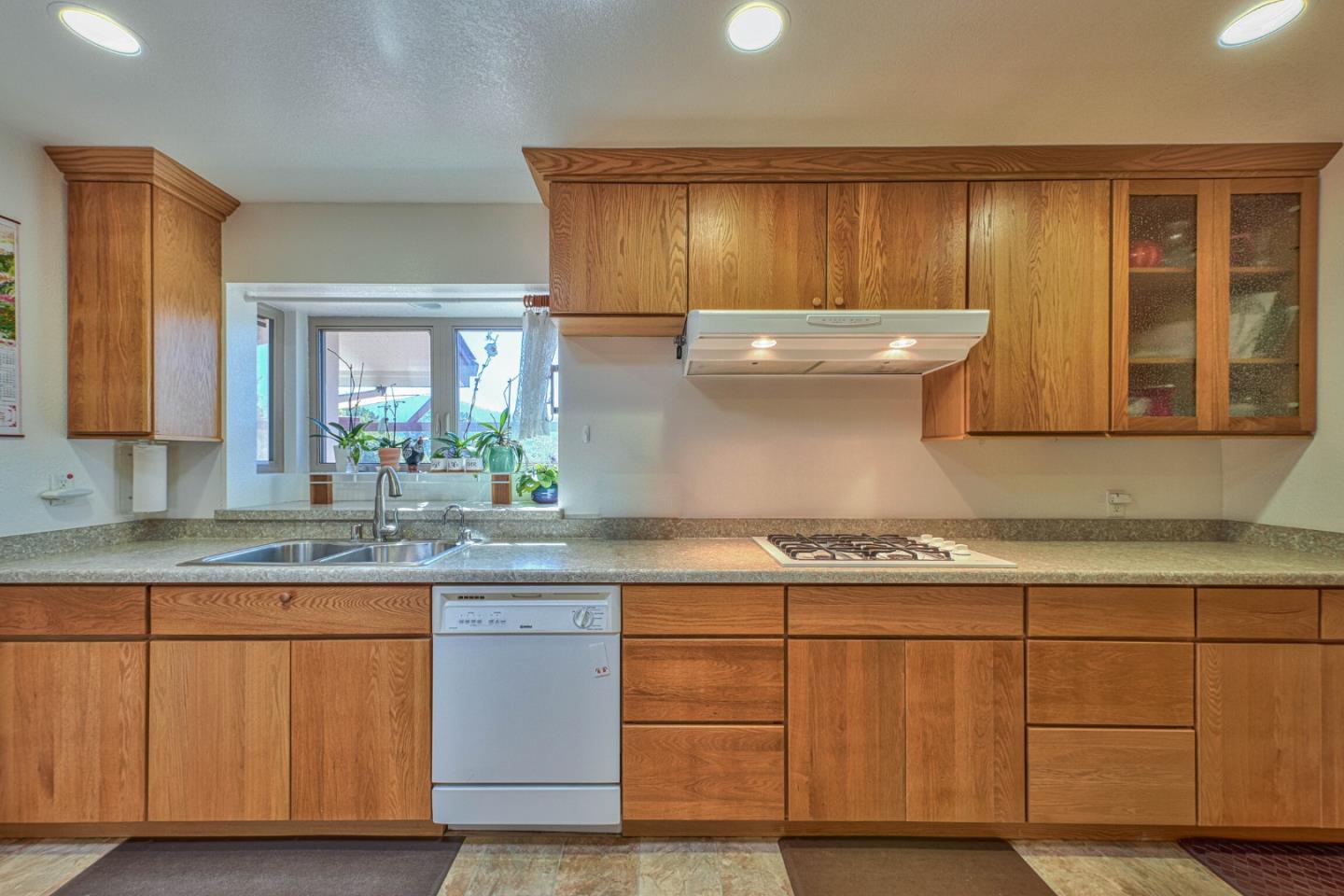 1239 Josselyn Canyon RD, Monterey, CA 93940, Photo 7