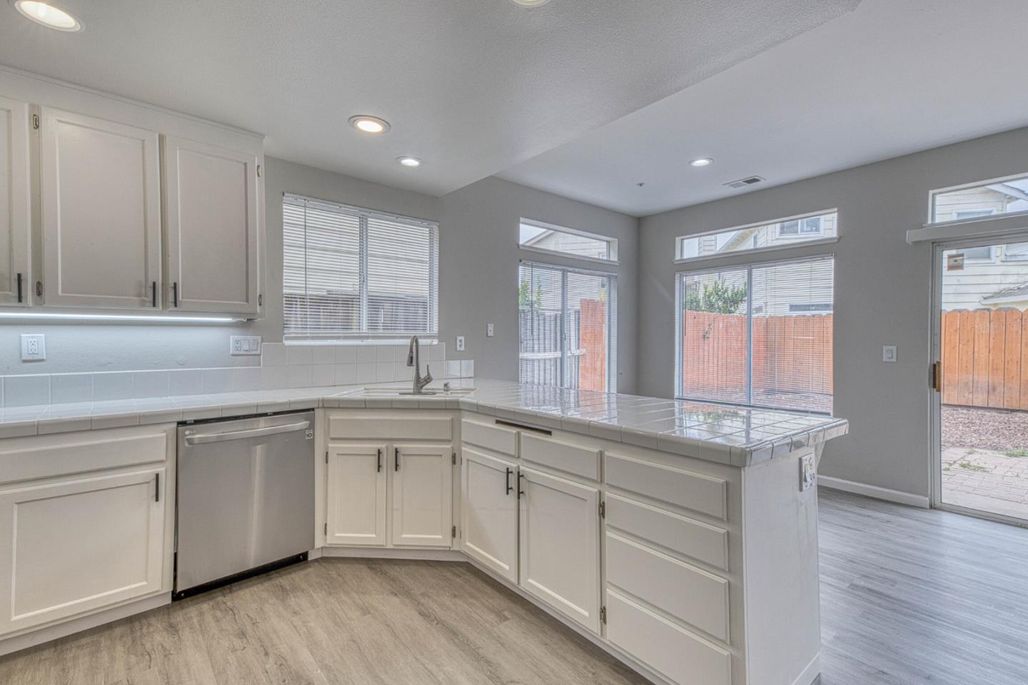 1920 Constitution Blvd Unit 24, Salinas, CA 93905 photo 12