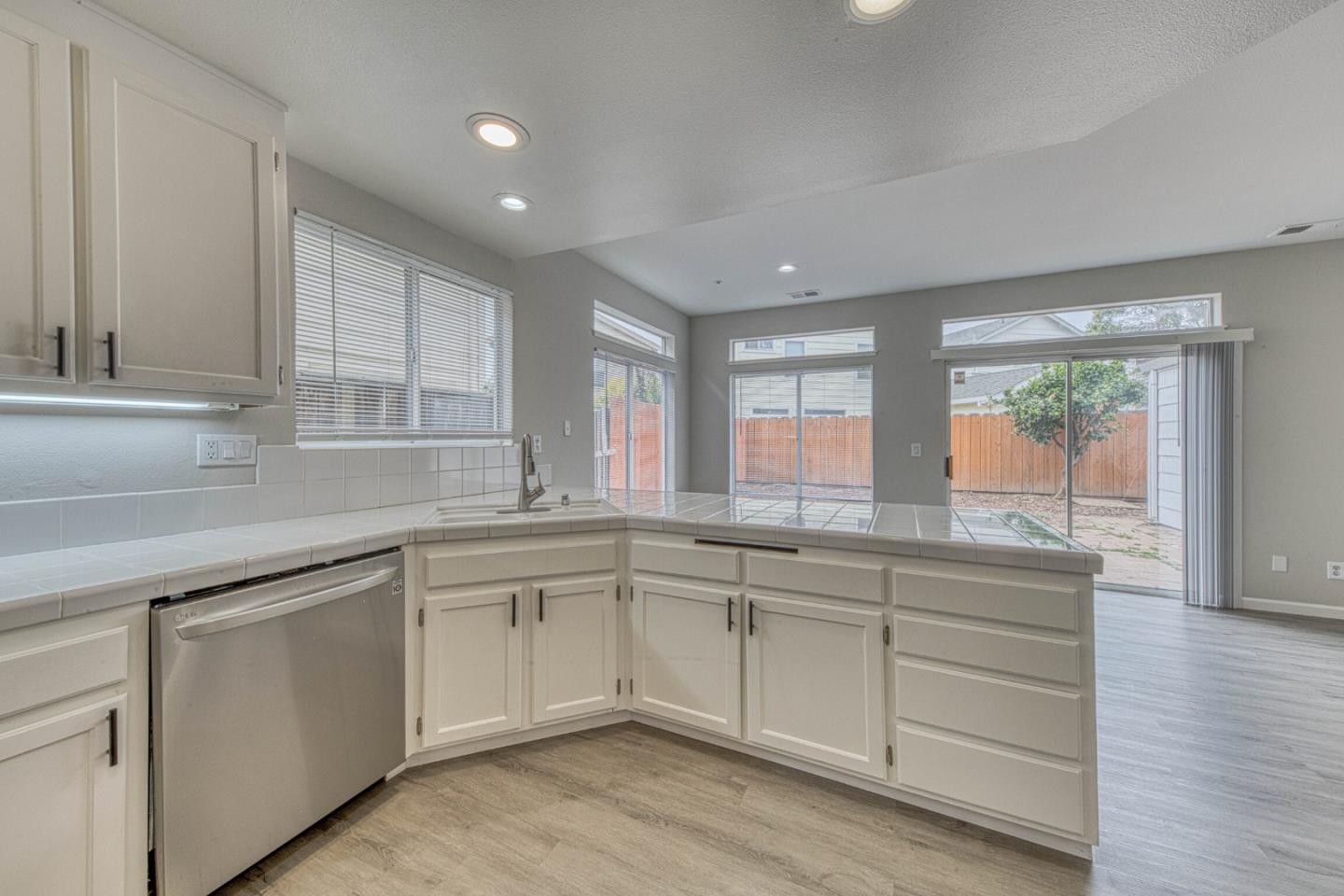 1920 Constitution Blvd Unit 24, Salinas, CA 93905 photo 13