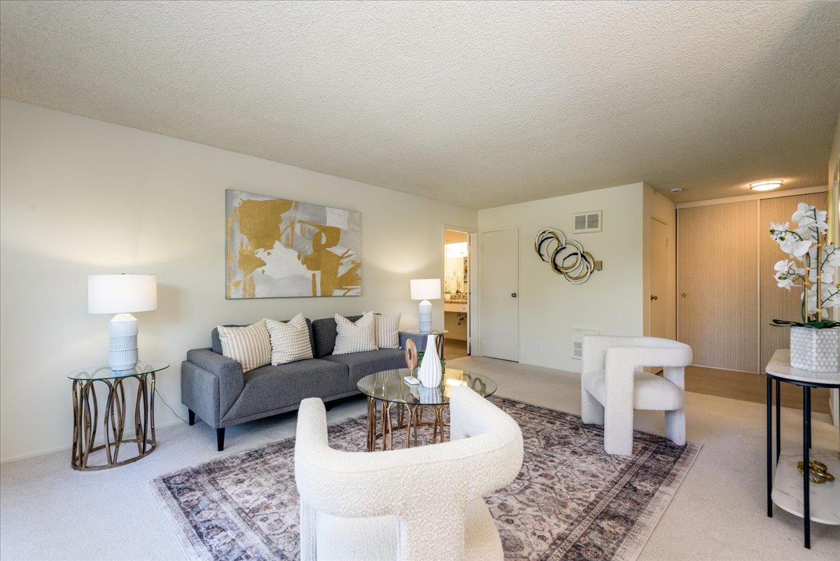 Photo #2: ML82051598 Listing: Photo #2