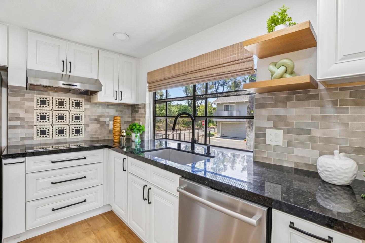 Photo #16: ML82051600 Listing: Photo #16