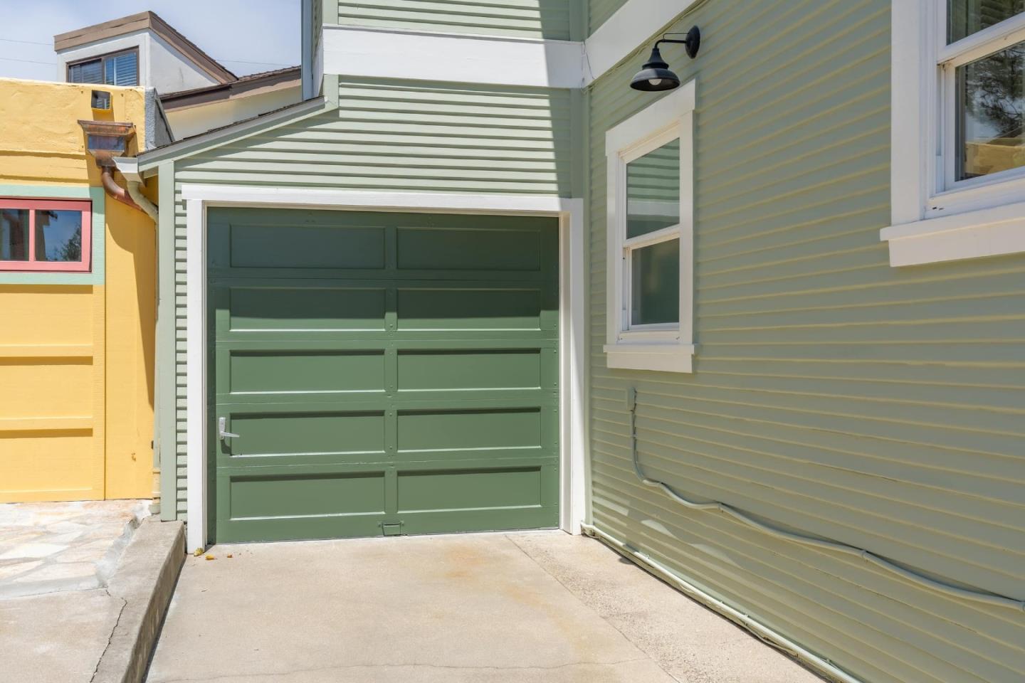 216 2nd ST, PacificGrove, CA 93950, Photo 3