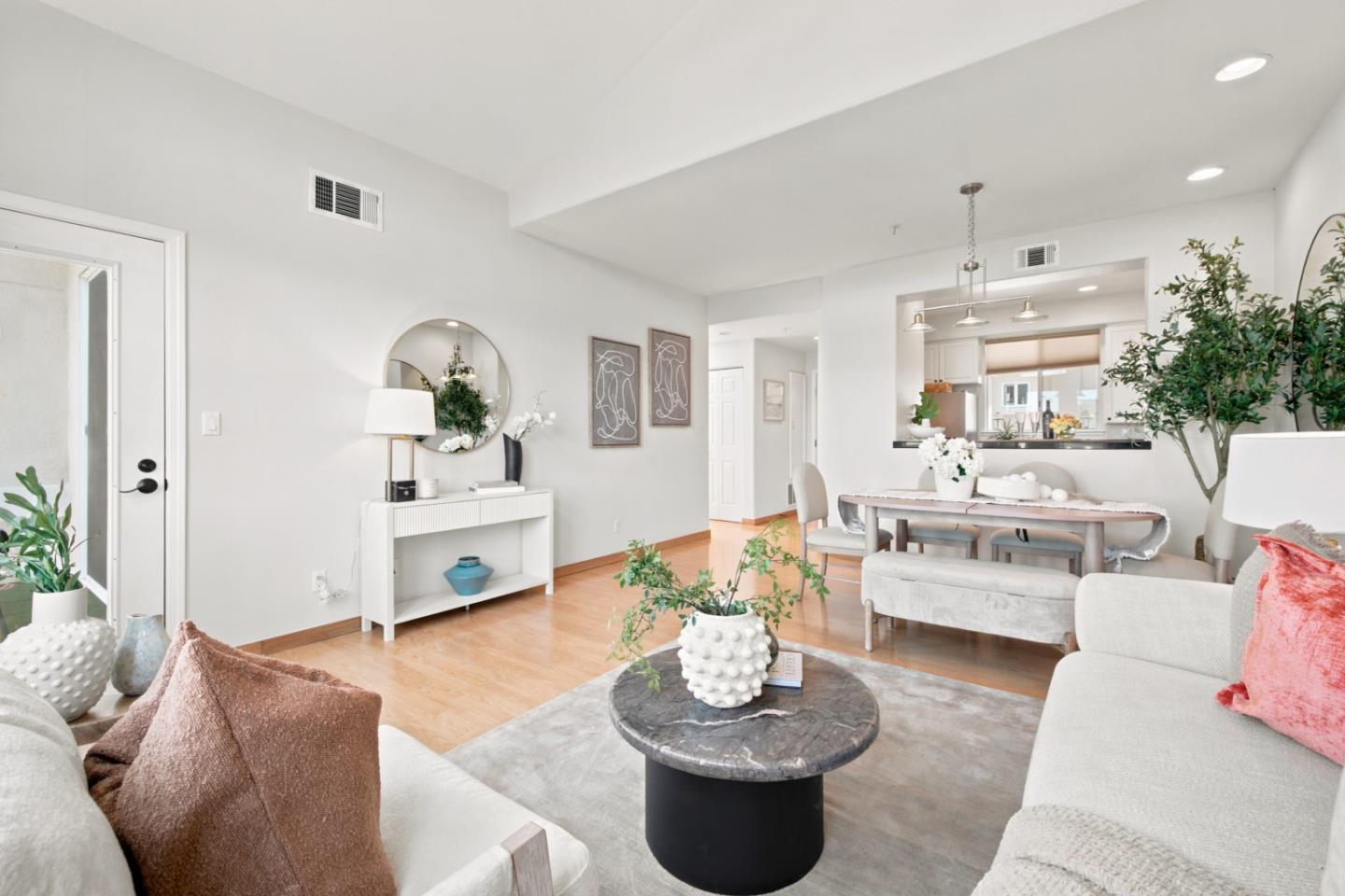 Photo #8: ML82051659 Listing: Photo #8