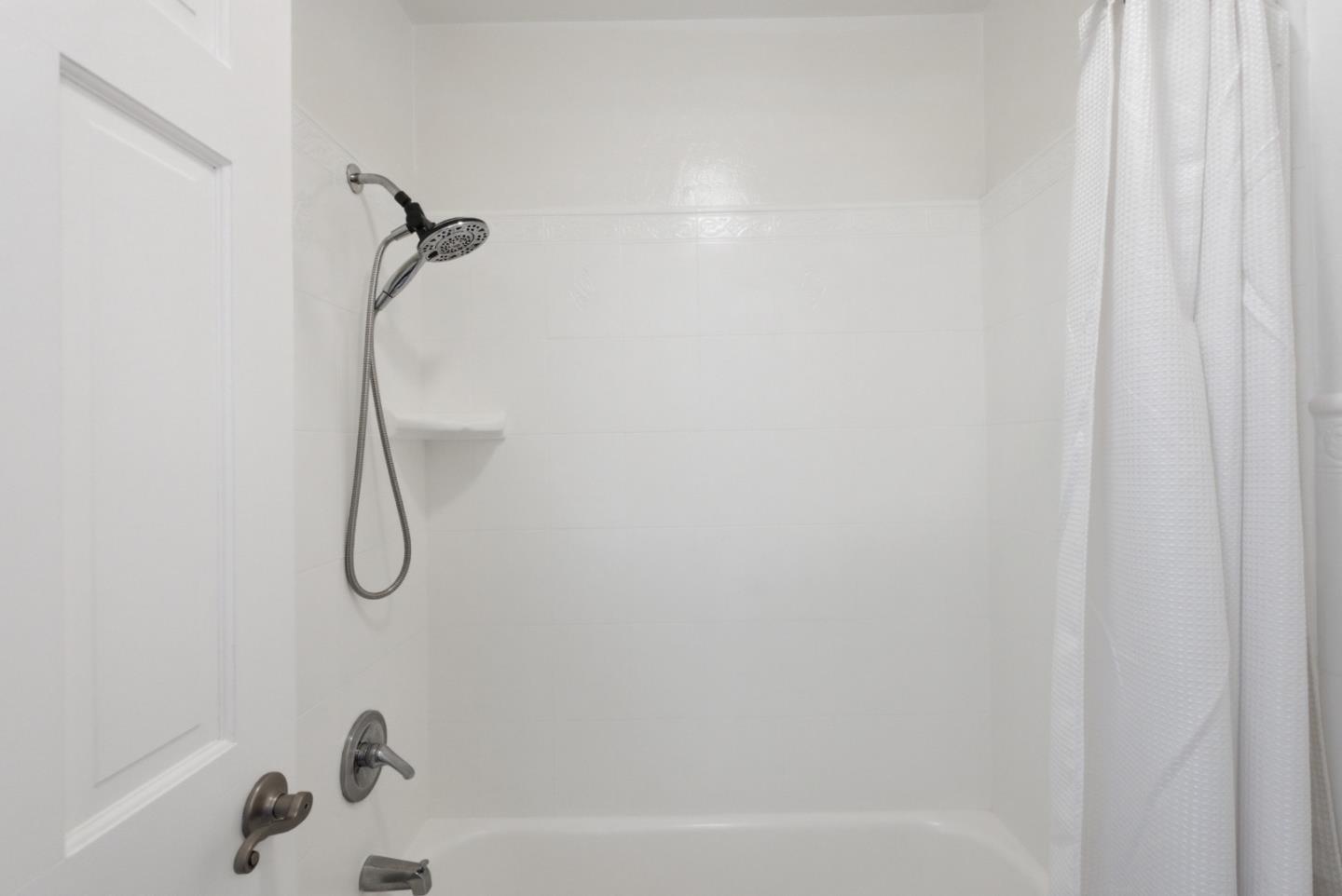 Photo #23: ML82051692 Listing: Photo #23