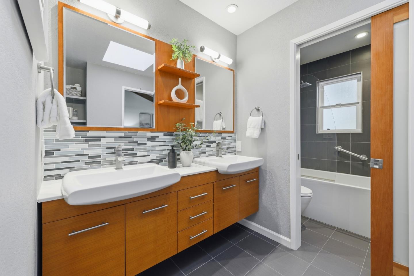 Photo #9: ML82051787 Listing: Photo #9
