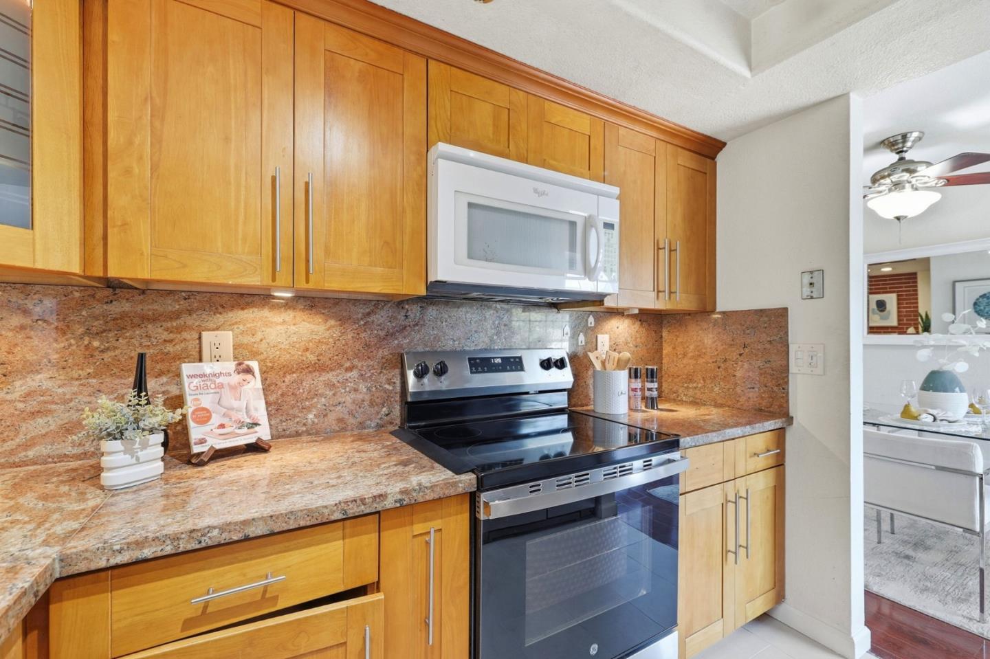 Photo #12: ML82051835 Listing: Photo #12