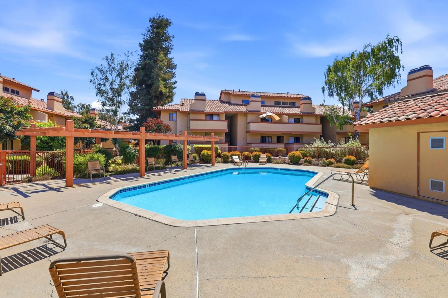 Photo #33: ML82051835 Listing: Photo #33