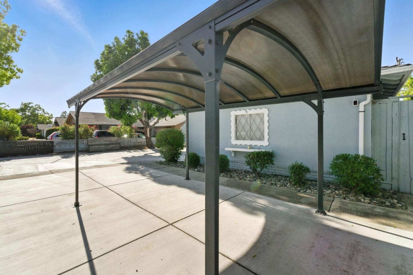 1705 Blossom Hill RD, SanJose, CA 95124, Photo 2