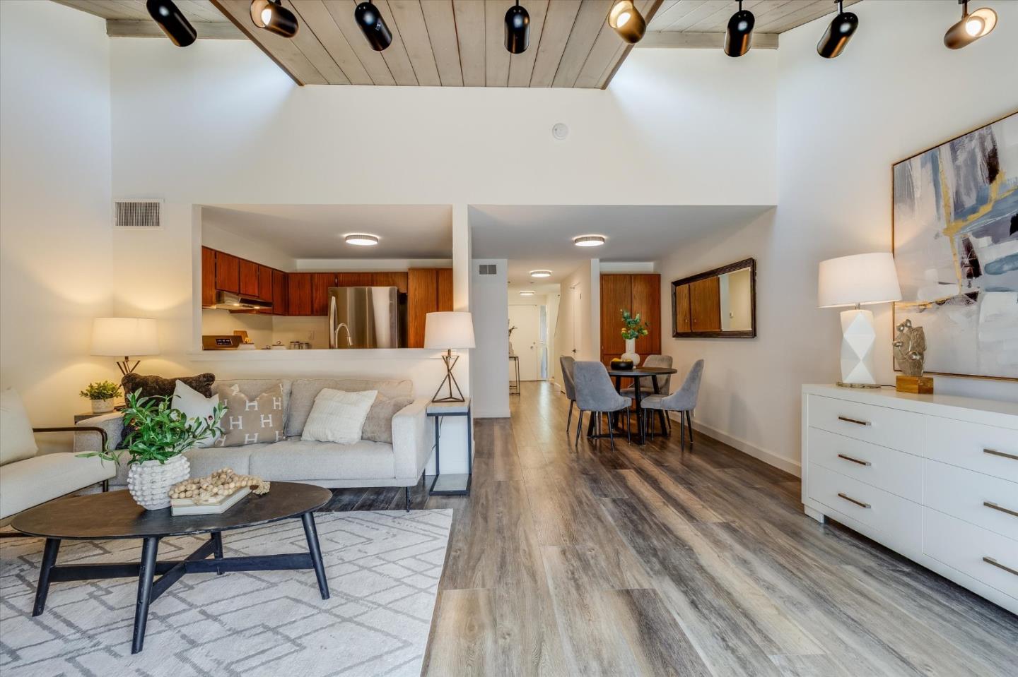 Photo #11: ML82051841 Listing: Photo #11