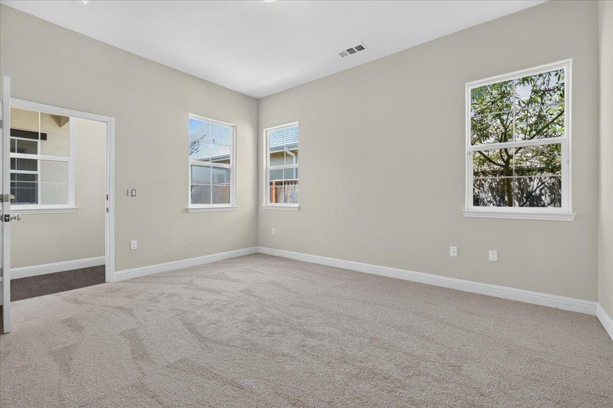 18470 Mcclellan Cir, Monterey County, CA 93933 photo 16