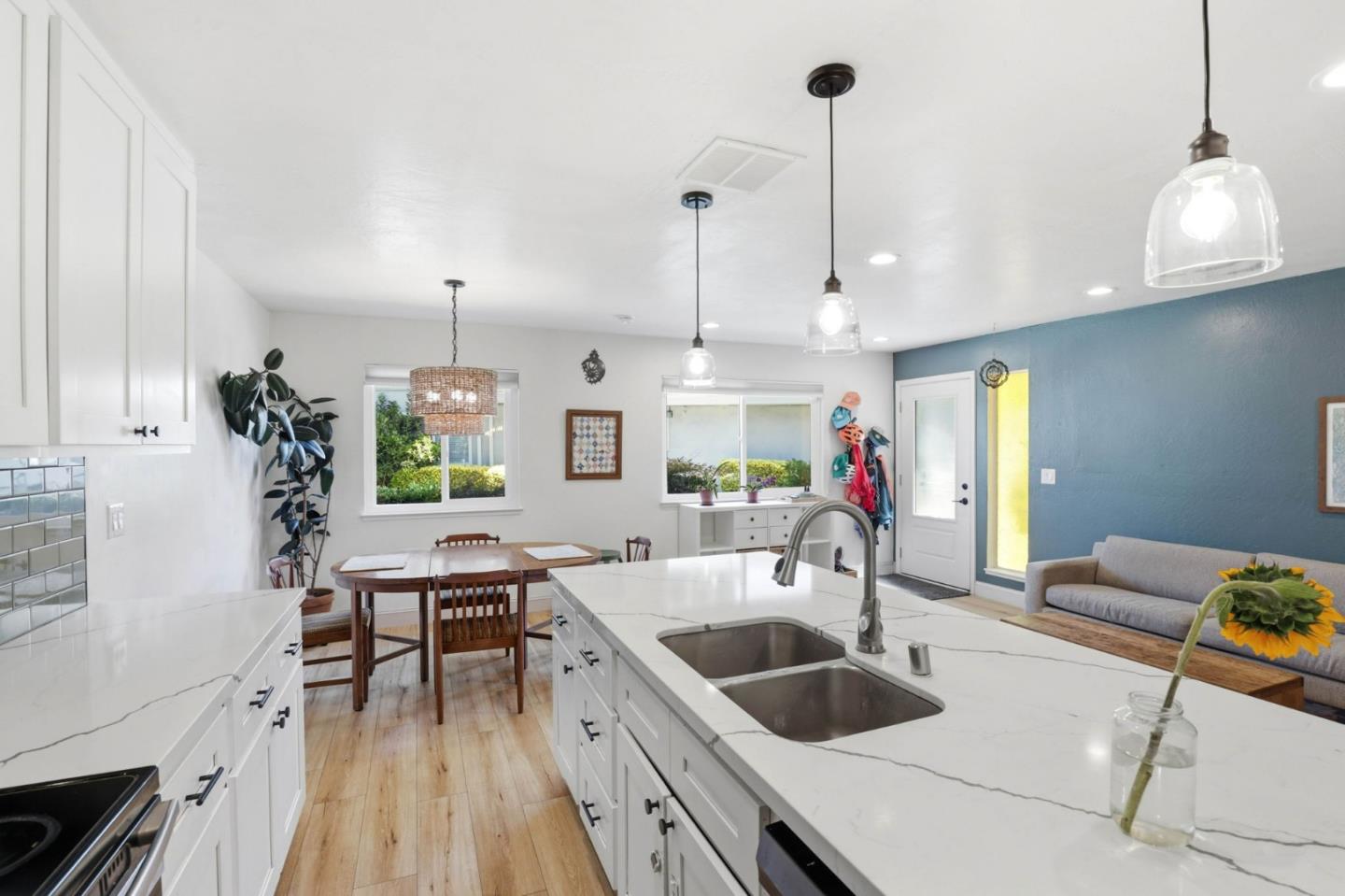 Photo #11: ML82051876 Listing: Photo #11