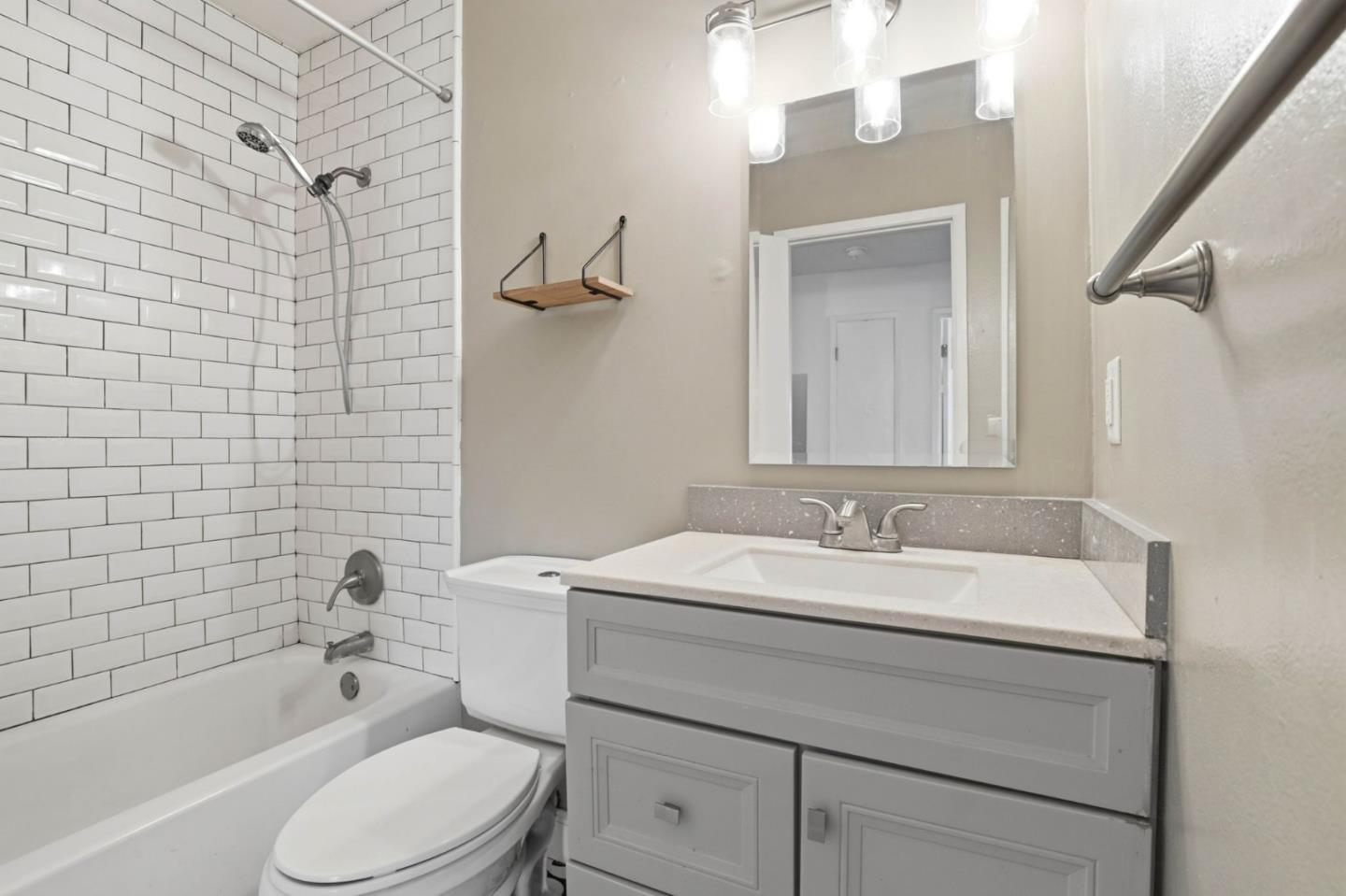 Photo #13: ML82051876 Listing: Photo #13