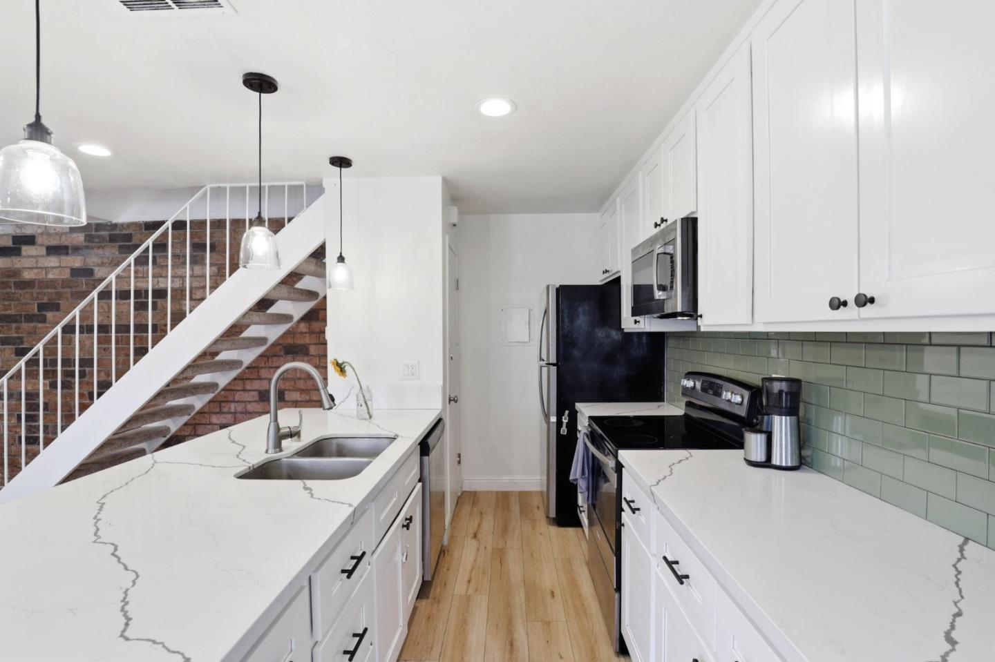 Photo #9: ML82051876 Listing: Photo #9