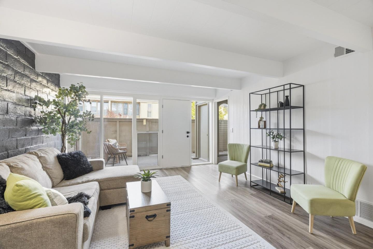 451 Dela Vina 107, Monterey, CA 93940, Photo 6