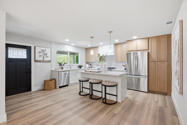 709 Bolivar DR, SanJose, CA 95123, Photo 2