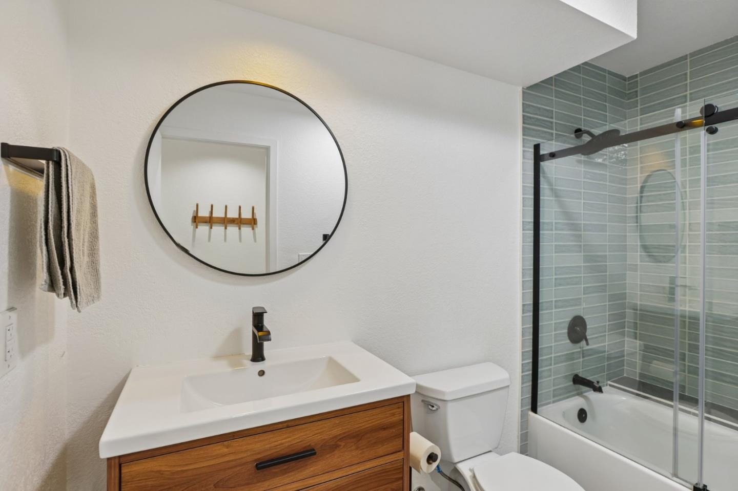 Photo #21: ML82051934 Listing: Photo #21