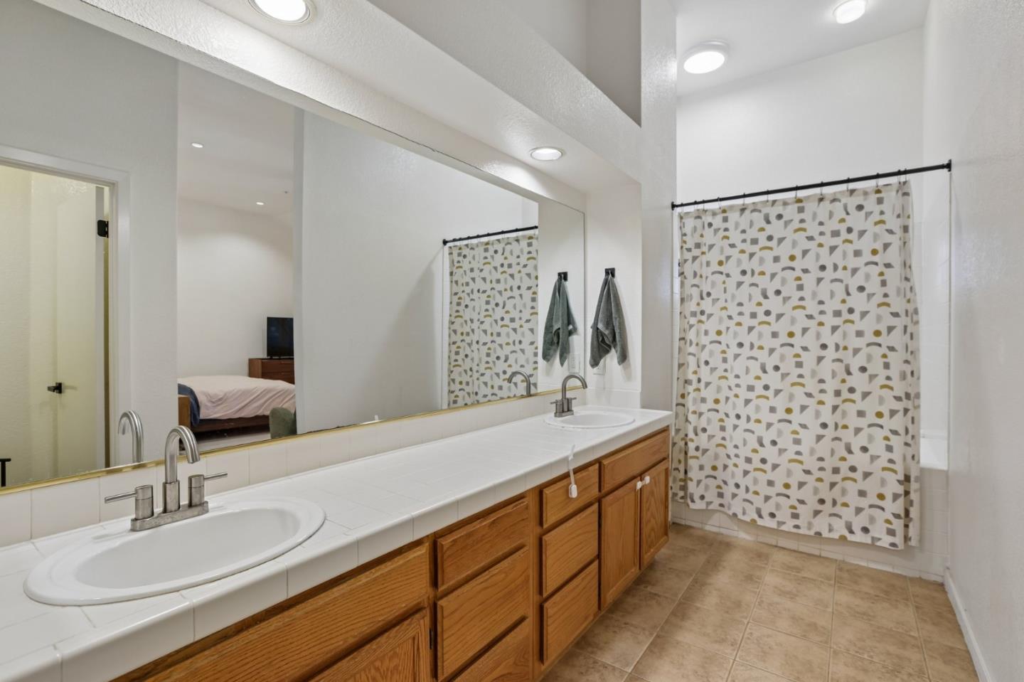 Photo #33: ML82051934 Listing: Photo #33