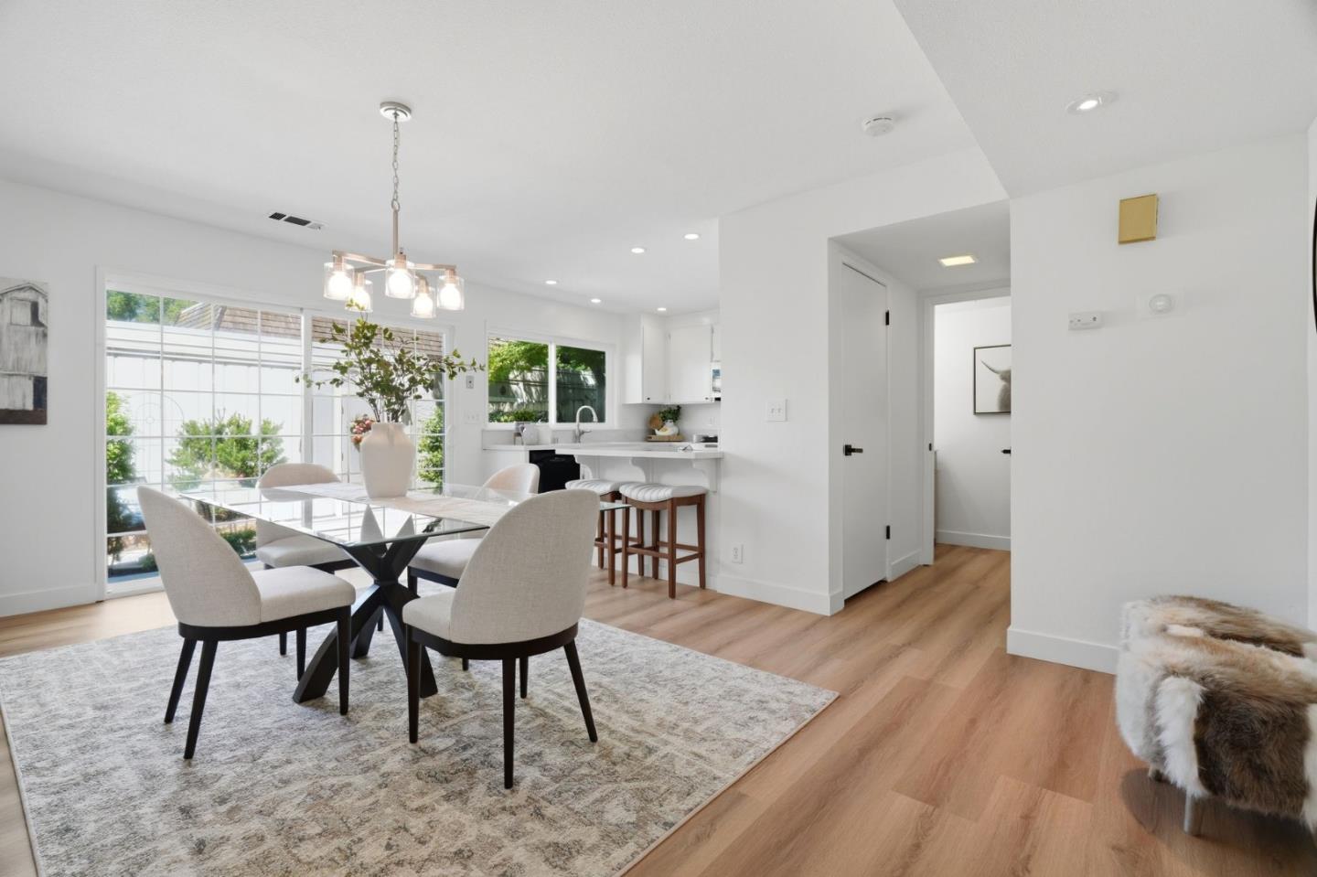 Photo #5: ML82051942 Listing: Photo #5