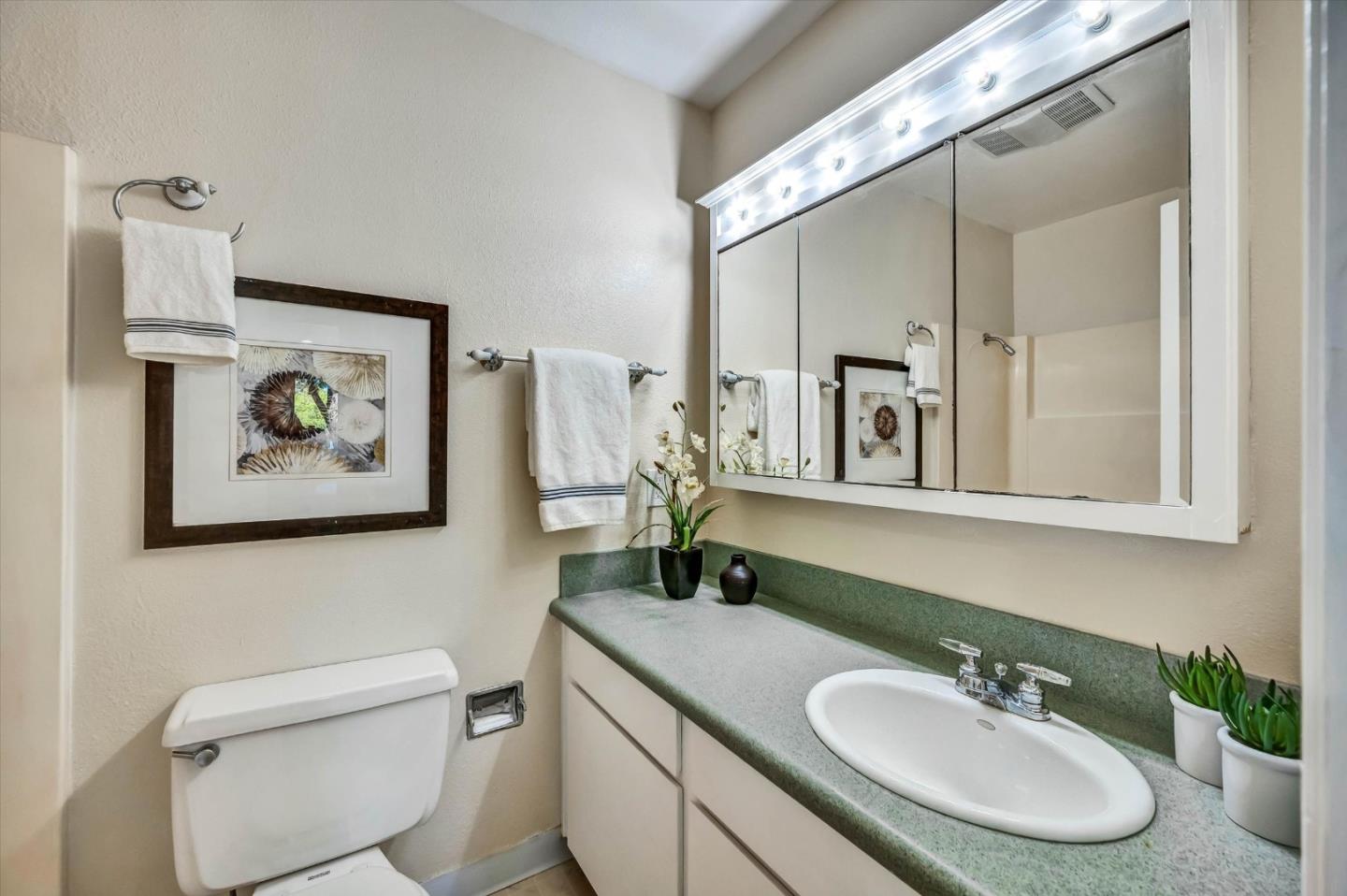 Photo #20: ML82051944 Listing: Photo #20