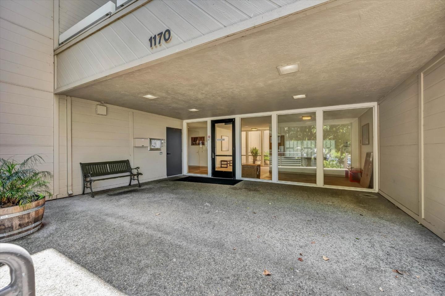 Photo #3: ML82051944 Listing: Photo #3
