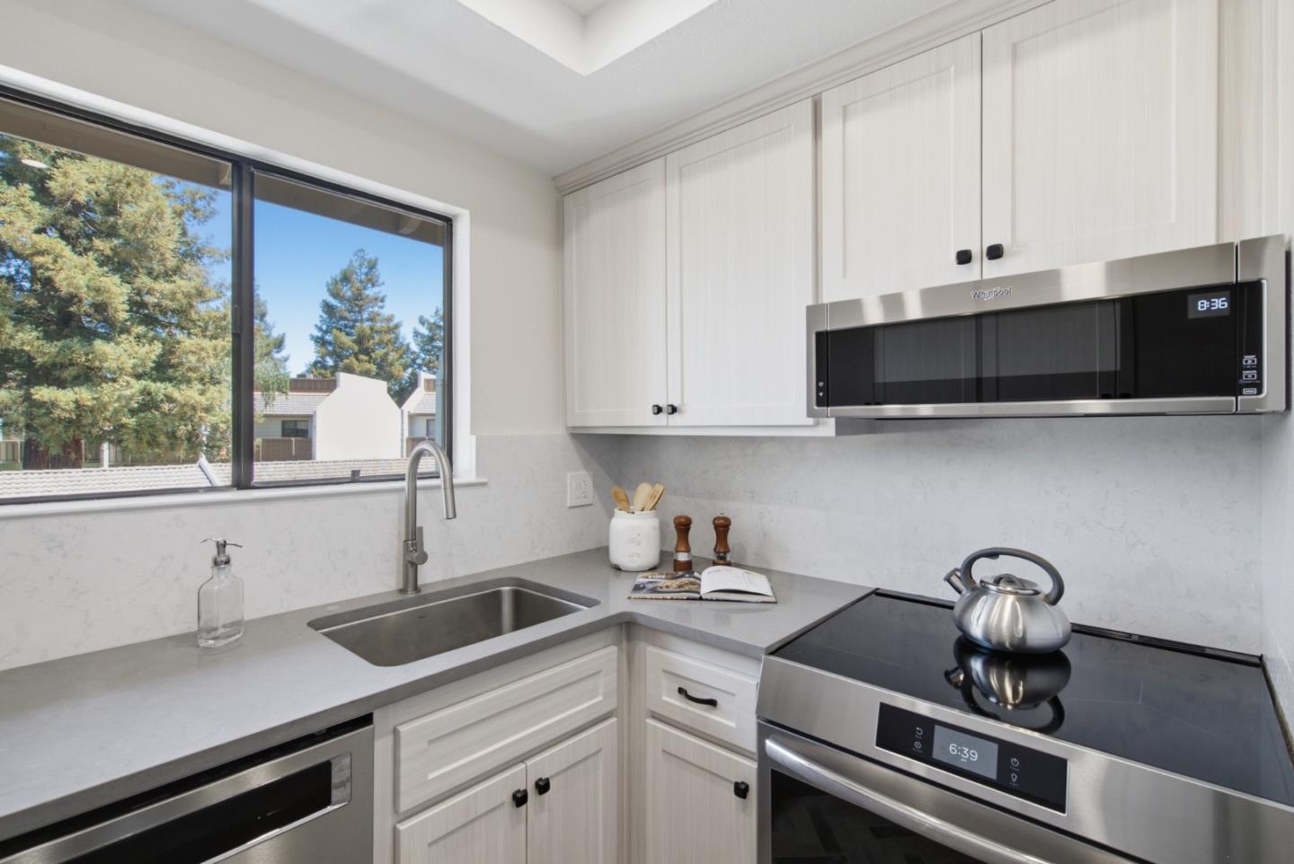 Photo #8: ML82052021 Listing: Photo #8
