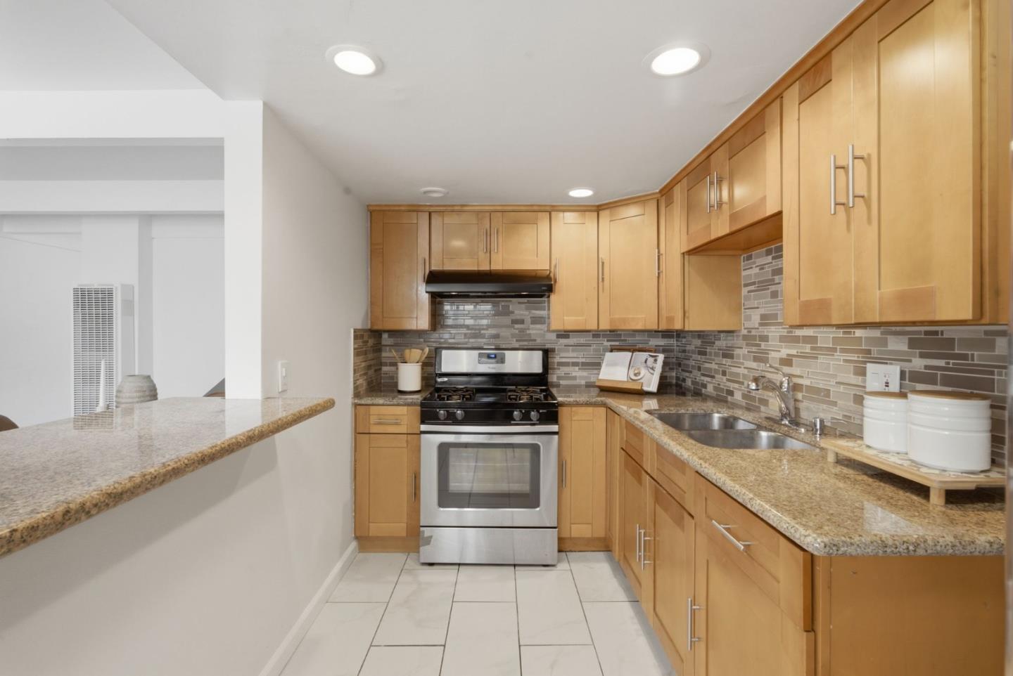 576 Sylvan ST 15, DalyCity, CA 94014, Photo 6