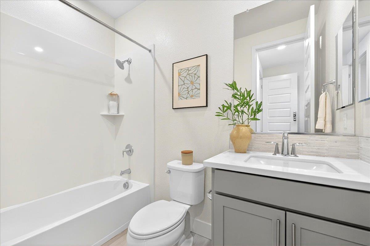 Photo #33: ML82052073 Listing: Photo #33